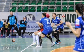 Start nieznacznie lepszy od Ruchu