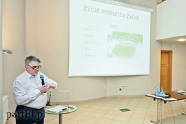 Seniorzy kierują się na zdrowie