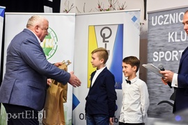 Medal za medalem