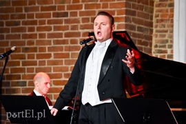 ETK dziękuje i przyciąga tłumy