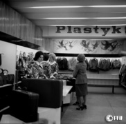 Elbląski handel w czasach PRL na zdjęciach Czesława Misiuka