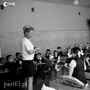 Lata 70. w elbląskiej edukacji na zdjęciach Czesława Misiuka