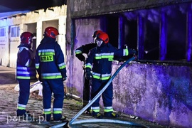 W Bielniku Drugim spłonęło około 200 balotów słomy