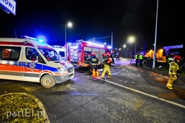 Czołowe zderzenie dwóch toyot na ul. Warszawskiej