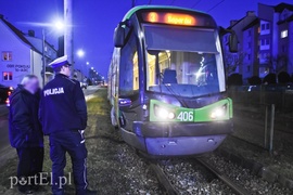 Kolizja skody z tramwajem na ul. Robotniczej