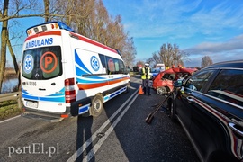 Zderzenie volkswagena z kią na drodze krajowej nr 22