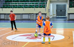 Hala, stół do ping-ponga lub mata, czyli ferie pełne aktywności