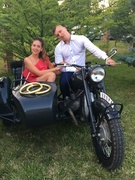 Ptysia cenie , ba ! Kocham do szaleństwa za dobre serduszko , które ma w sobie miłości nieskończenie. Wieczny entuzjazm - zaraźliwy! 
Paula