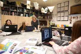 Warto być uczniem Liceum Sztuk Plastycznych Warto być uczniem Liceum Sztuk Plastycznych