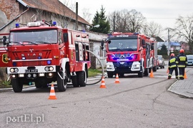 Pożar poddasza ponad 100-letniej kamienicy
