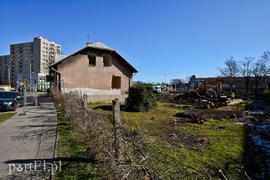 Burzą, by postawić market