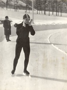 Pierwsze mistrzostwa  (historia Heleny Pilejczyk, odc. 1)