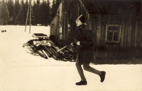 Pierwsze mistrzostwa  (historia Heleny Pilejczyk, odc. 1)
