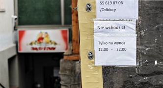 Nowe obostrzenia. \"W Elblągu spokojnie, tylko ludzie jakby smutniejsi\"