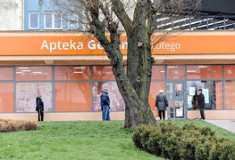 Nowe obostrzenia. \"W Elblągu spokojnie, tylko ludzie jakby smutniejsi\"