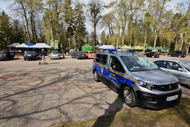 Elbląskich cmentarzy oficjalnie nie zamknięto, ale odwiedzający groby mogą dostać mandat