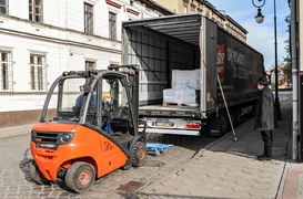 Tony żywności trafią do potrzebujących