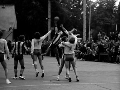 Elbląski sport z lat 70. na zdjęciach Czesława Misiuka: Piłka ręczna