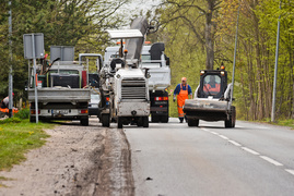 Odnawiają nawierzchnię na Królewieckiej