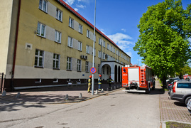 Alarm bombowy w Urzędzie Skarbowym w Elblągu zdjęcie nr 223676