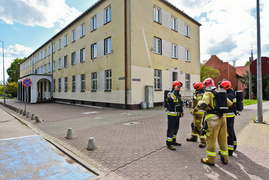 Alarm bombowy w Urzędzie Skarbowym w Elblągu zdjęcie nr 223680