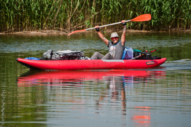 Wiosłują i pomagają dzieciom z hospicjum