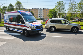 Potrącenie rowerzystki na przejściu dla pieszych