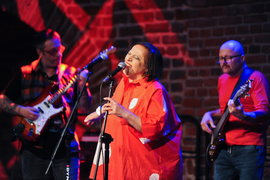 Hipnotyzująca Grażyna Łobaszewska Hipnotyzująca Grażyna Łobaszewska