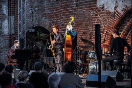 Jazzbląg ponadwirusowy