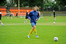 Pomarańczowo-czarny początek sezonu