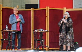 Oskarowo przy stoliku