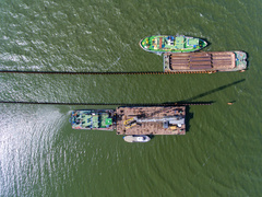 Wyspa już powstaje na Zalewie Wiślanym