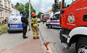 85-latek uderzył golfem w latarnię na Bema