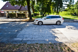 Progów nie ma, wolniej pojedziesz w nocy