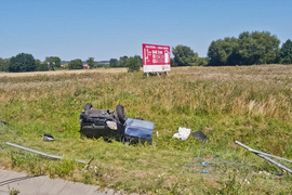 Dachowanie na trasie S7. Są utrudnienia w ruchu