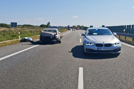 Dachowanie na trasie S7. Są utrudnienia w ruchu