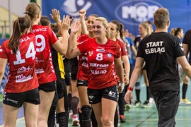 Start przegrał z mistrzyniami Polski