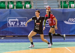 Start przegrał z mistrzyniami Polski