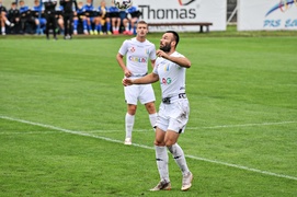 Miłe złego początki