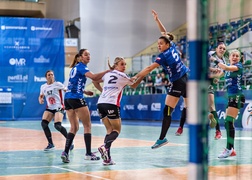 Start wygrywa na rozpoczęcie sezonu