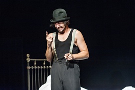 W poszukiwaniu sedna. 301. premiera w elbląskim teatrze