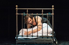 W poszukiwaniu sedna. 301. premiera w elbląskim teatrze