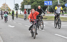 Najpierw na rower, potem na festyn