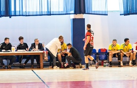 Młodość przegrała z doświadczeniem