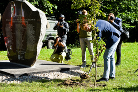 \"Zasłużyli na wieczną pamięć\"
