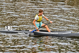 Kajakarskie święto na rzece