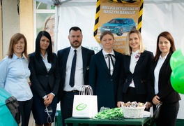 Zwycięzca Loterii Lokata SGB odbiera samochód w Braniewsko-Pasłęckim Banku Spółdzielczym