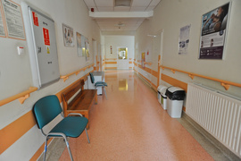 Emocje wokół oddziału położniczego