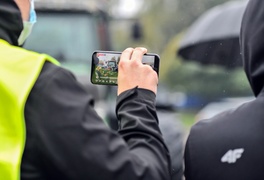 Rolniczy protest w Elblągu. \"Nie\" dla \"piątki Kaczyńskiego\"