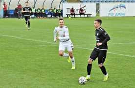 Nadal bez zwycięstwa, trener zrezygnował